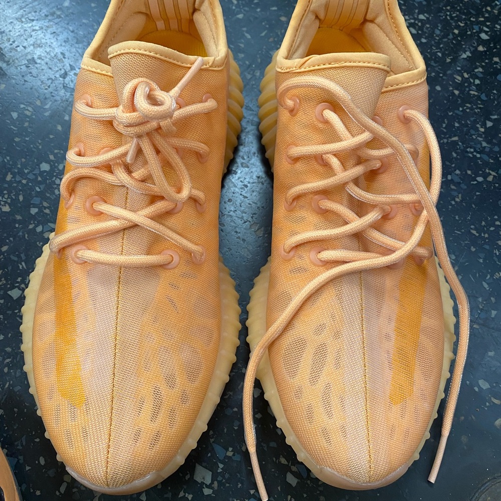 Official Authentic Size 8 orange peach yeezy mono clay 350 v2